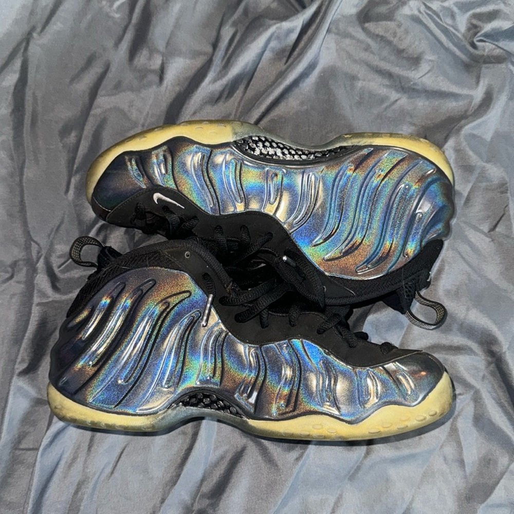 2015
Air Foamposite One 'Hologram’
